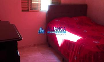 CASA COM EDÍCULA PARA VENDA!!!!