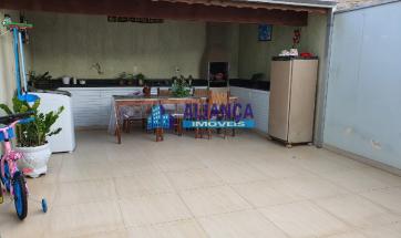 SOBRADO A VENDA 