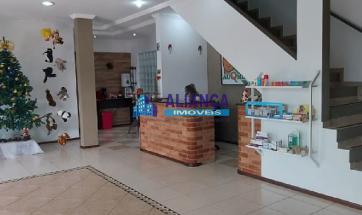 PRÉDIO A VENDA EM SERRA NEGRA