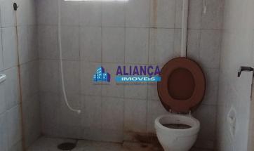LOCAÇÃO NO CENTRO - COMERCIAL OU RESIDENCIAL