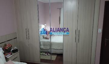 EXCELENTE IMÓVEL  ALTO PADRÃO COM PISCINA