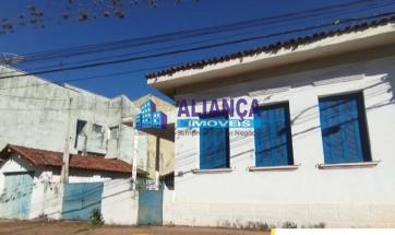 CASARÃO PARA LOCAÇÃO EM ARCADAS 