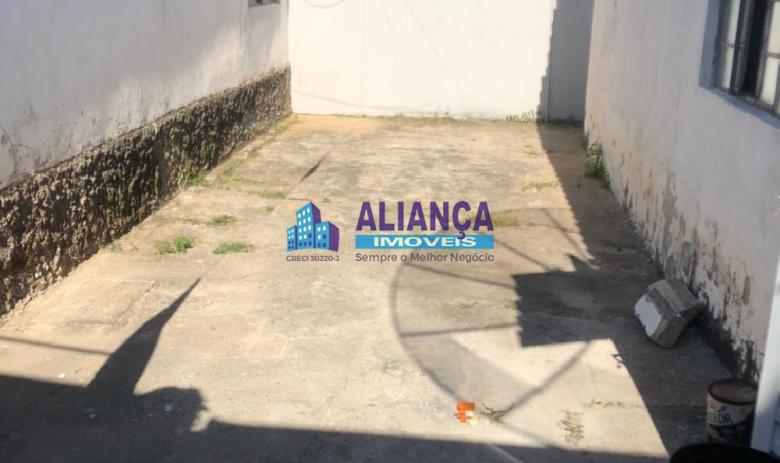 CASA COM EDÍCULA PARA VENDA!!!!