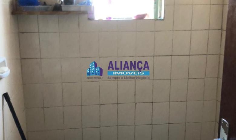 CASA COM EDÍCULA PARA VENDA!!!!