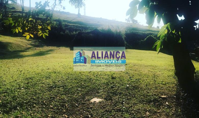 TERRENO COM 300 MTS