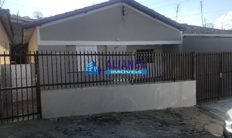 CASA COM 3 QUARTOS PARA  ALUGAR NO JARDIM BRASIL