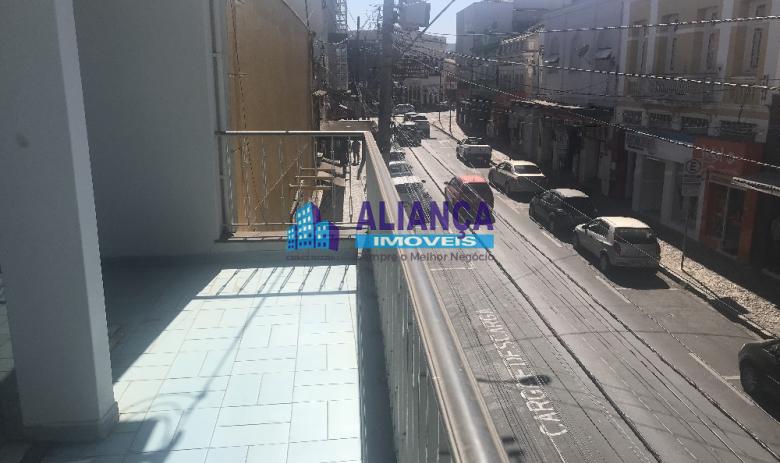 IMÓVEL COMERCIAL 