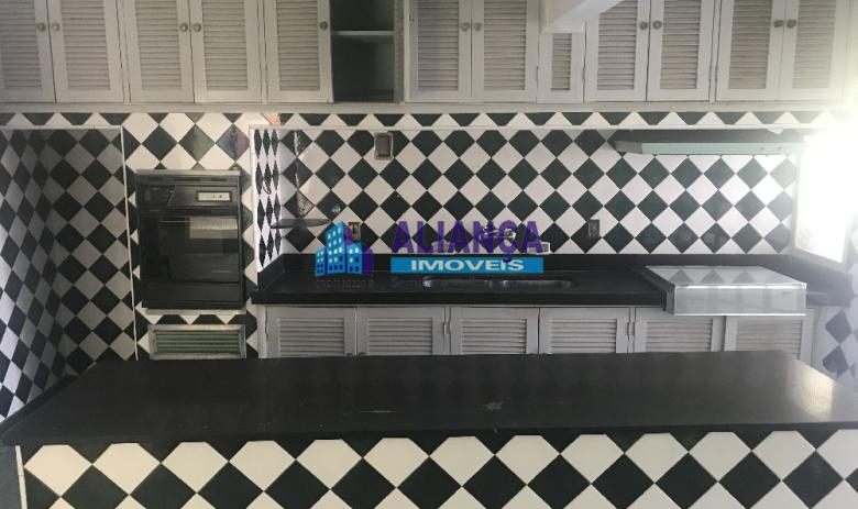 IMÓVEL COMERCIAL 