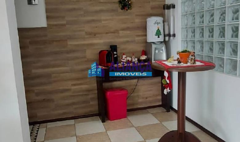 PRÉDIO A VENDA EM SERRA NEGRA