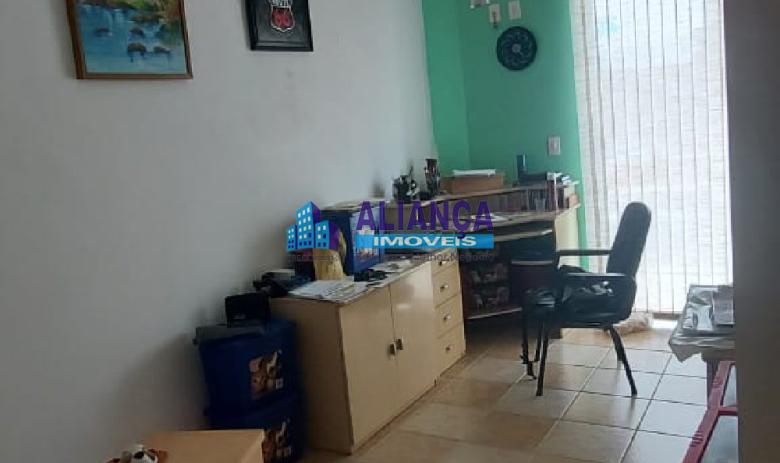 PRÉDIO A VENDA EM SERRA NEGRA