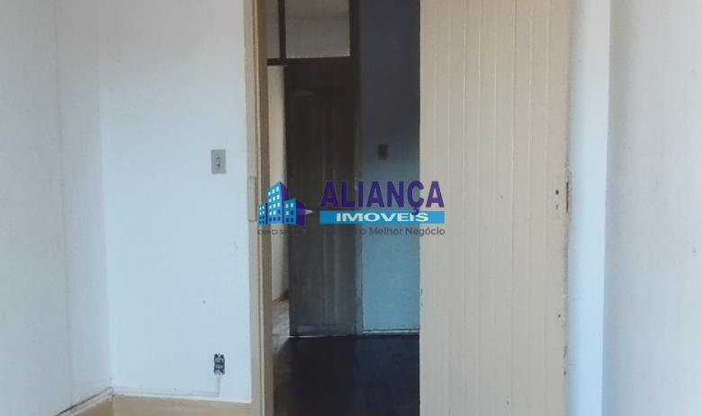 LOCAÇÃO NO CENTRO - COMERCIAL OU RESIDENCIAL
