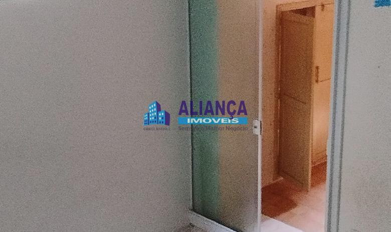 LOCAÇÃO NO CENTRO - COMERCIAL OU RESIDENCIAL