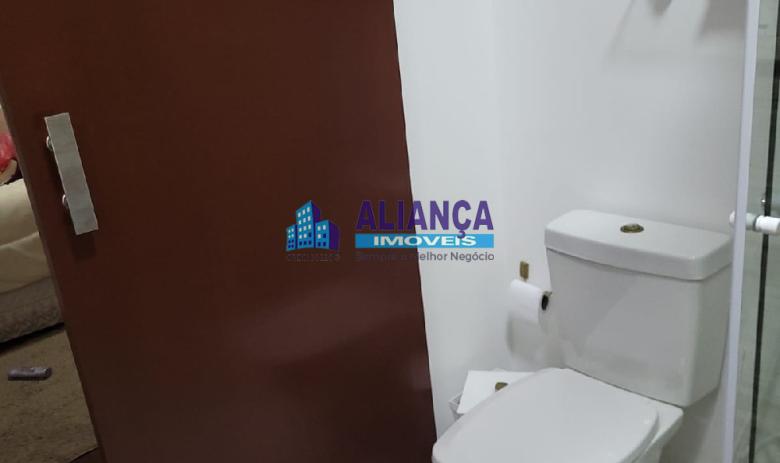 EXCELENTE IMÓVEL  ALTO PADRÃO COM PISCINA