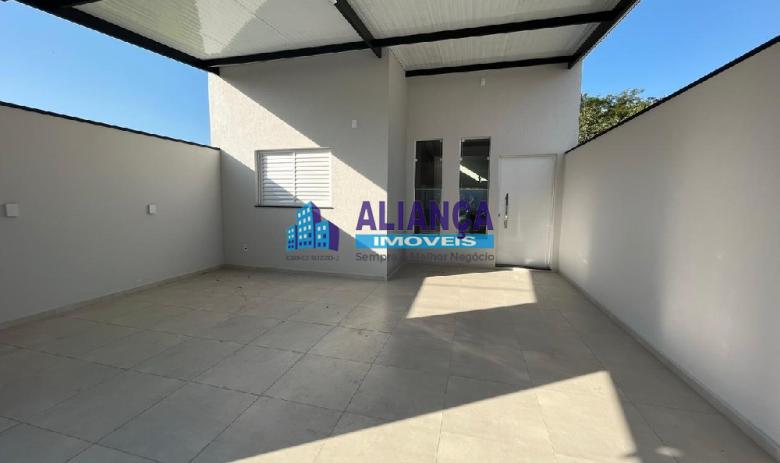 CASA MODERNA PARA VENDA