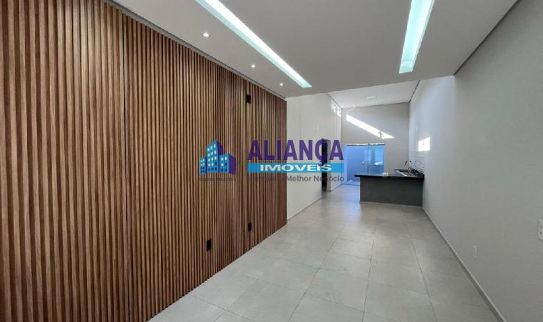 CASA MODERNA PARA VENDA