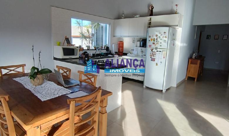 LINDO IMÓVEL PARA VENDA EM MONTE ALEGRE DO SUL 