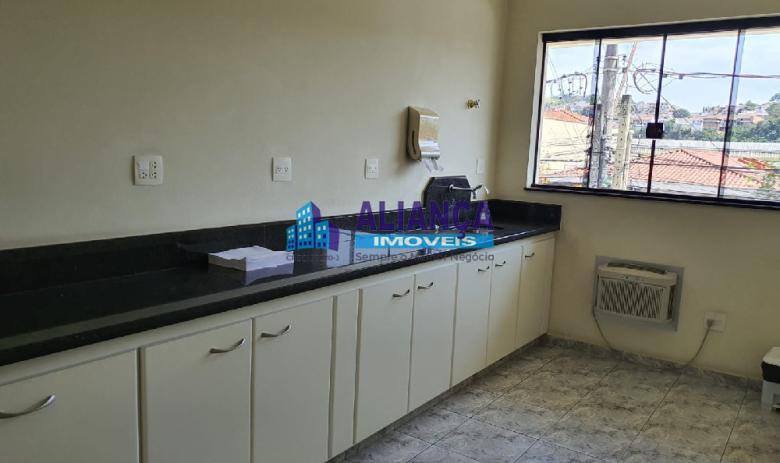 IMÓVEL COMERCIAL PARA ALUGAR 
