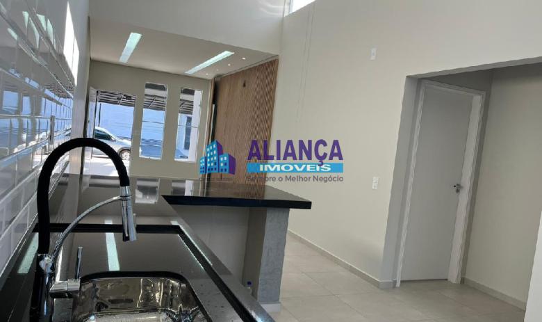 CASA MODERNA PARA VENDA
