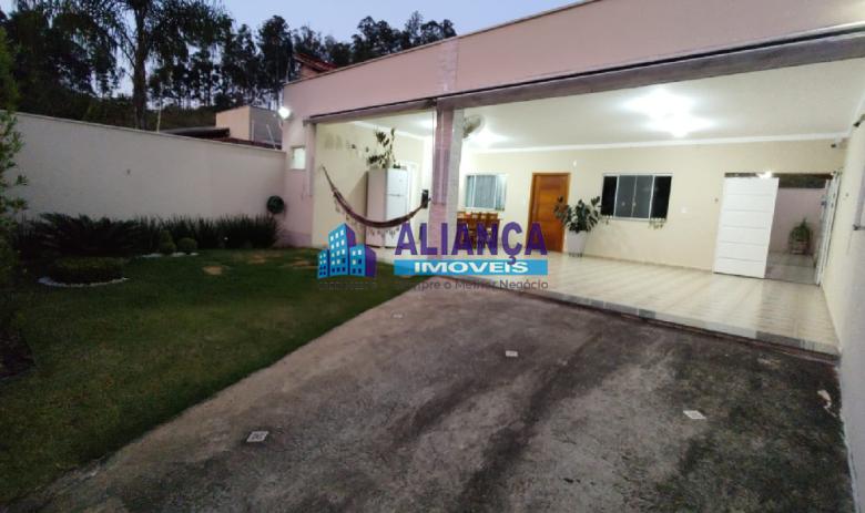 LINDA CASA PARA VENDA