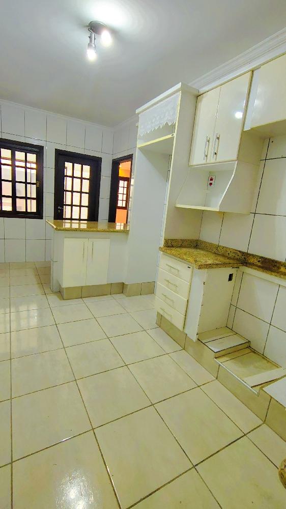 BELÍSSIMA CASA PARA LOCAÇÃO EM ARCADAS