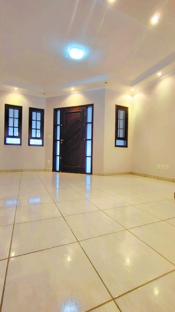 BELÍSSIMA CASA PARA LOCAÇÃO EM ARCADAS