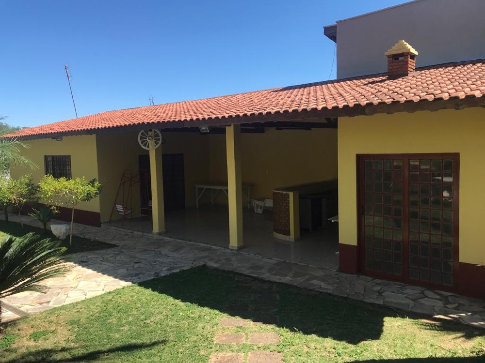 BELA CHACARA PARA VENDA NO FLAMBOYANT
