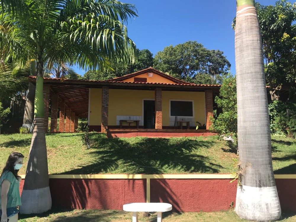 BELA CHACARA PARA VENDA NO FLAMBOYANT