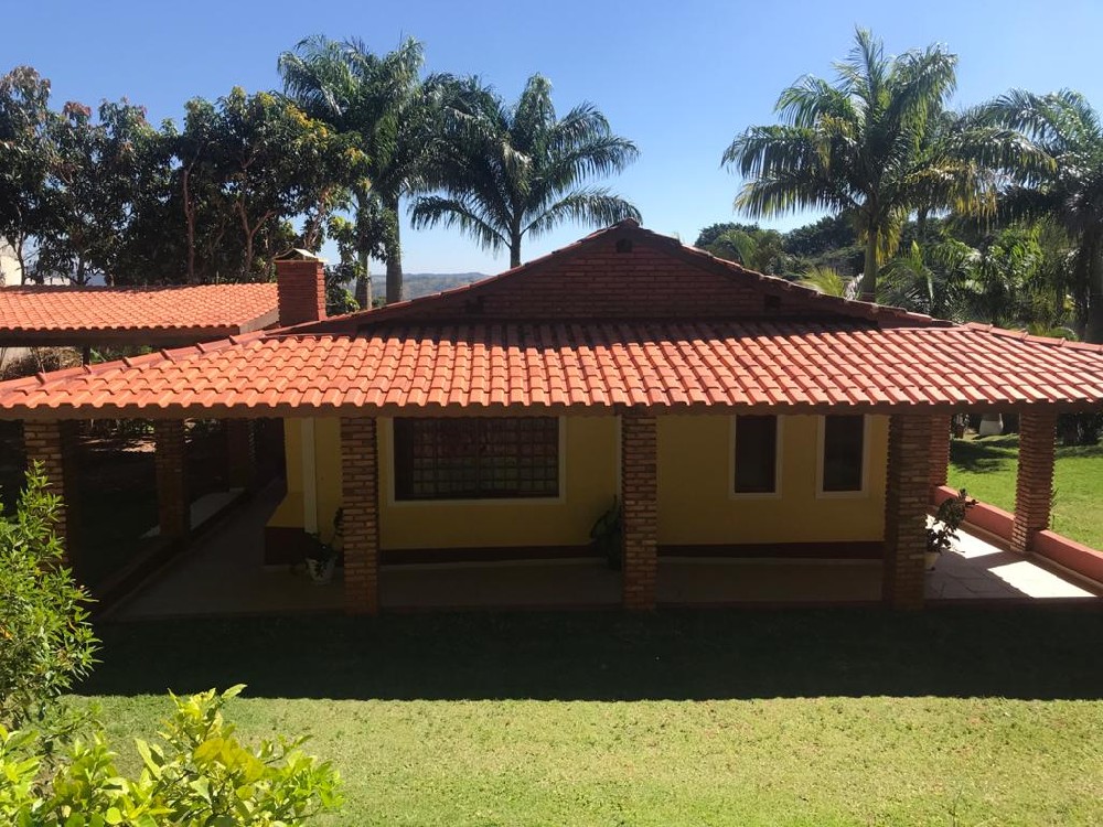 BELA CHACARA PARA VENDA NO FLAMBOYANT