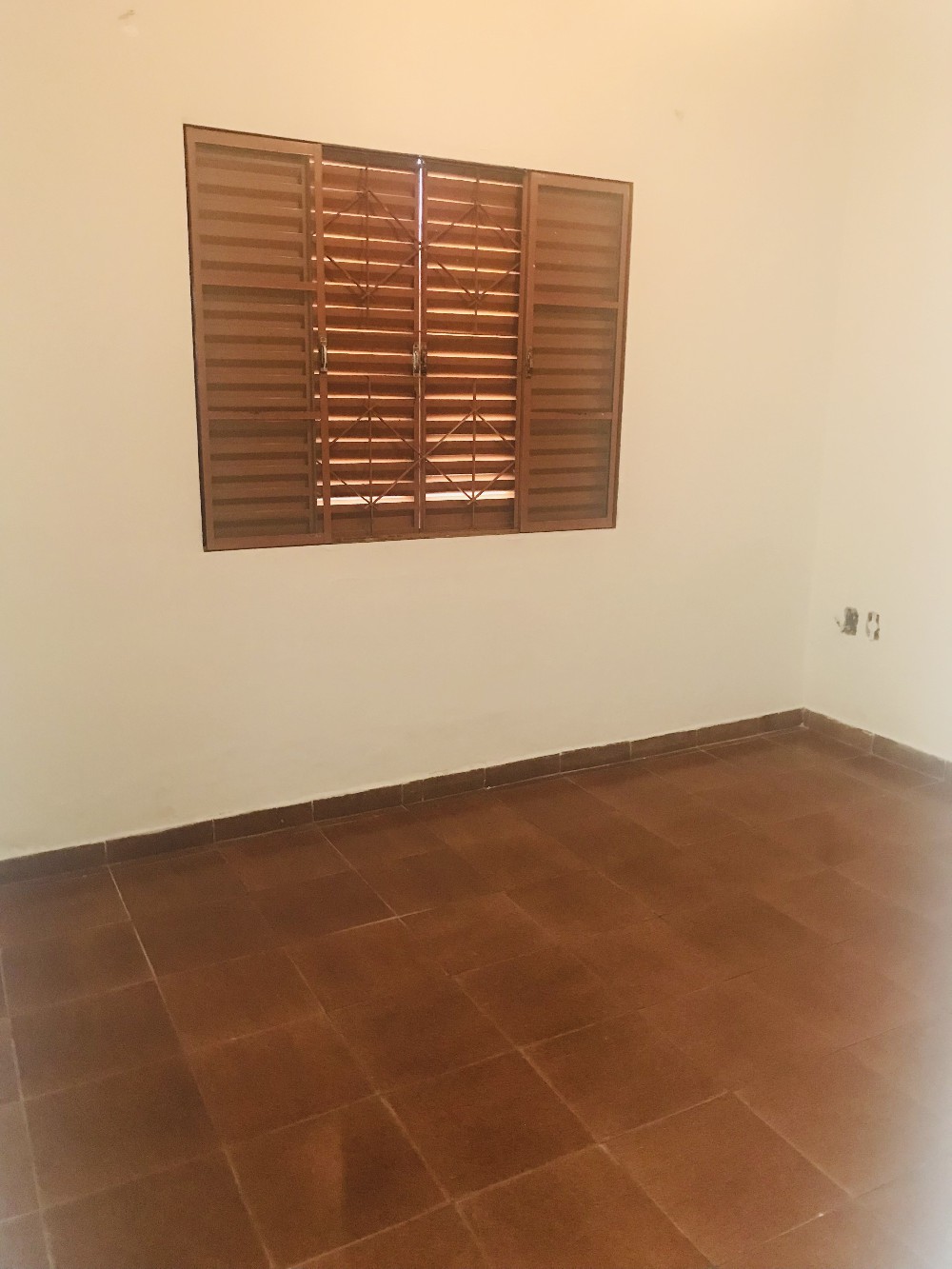 CASA PARA ALUGAR NO JD BRASIL
