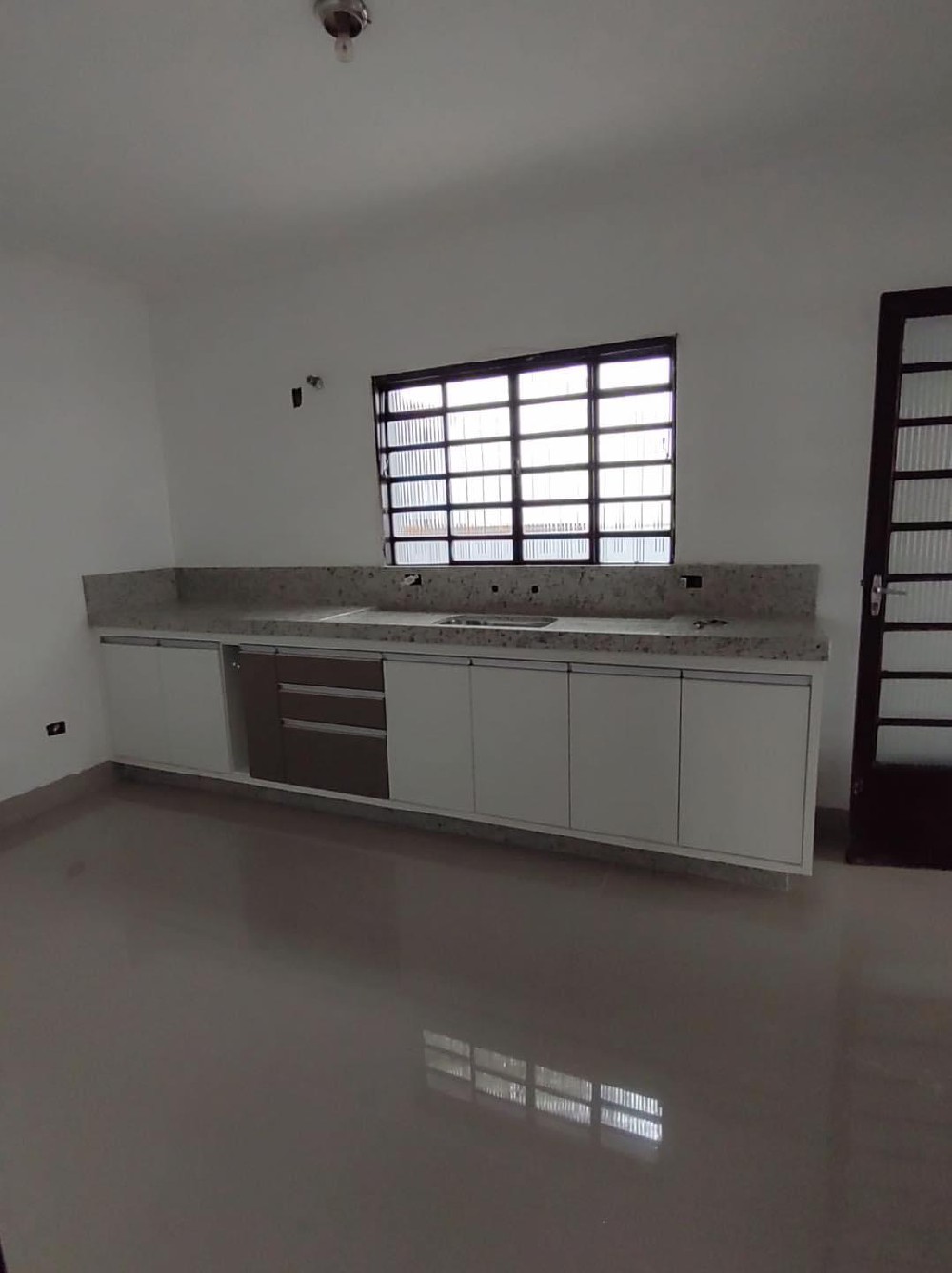CASA PARA VENDA 