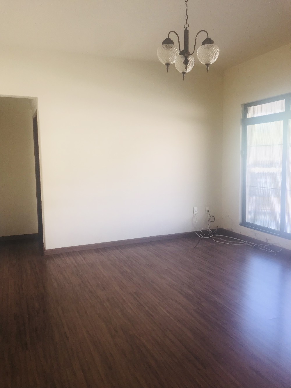 CASA PARA ALUGAR EM ÓTIMA LOCALIZAÇÃO 