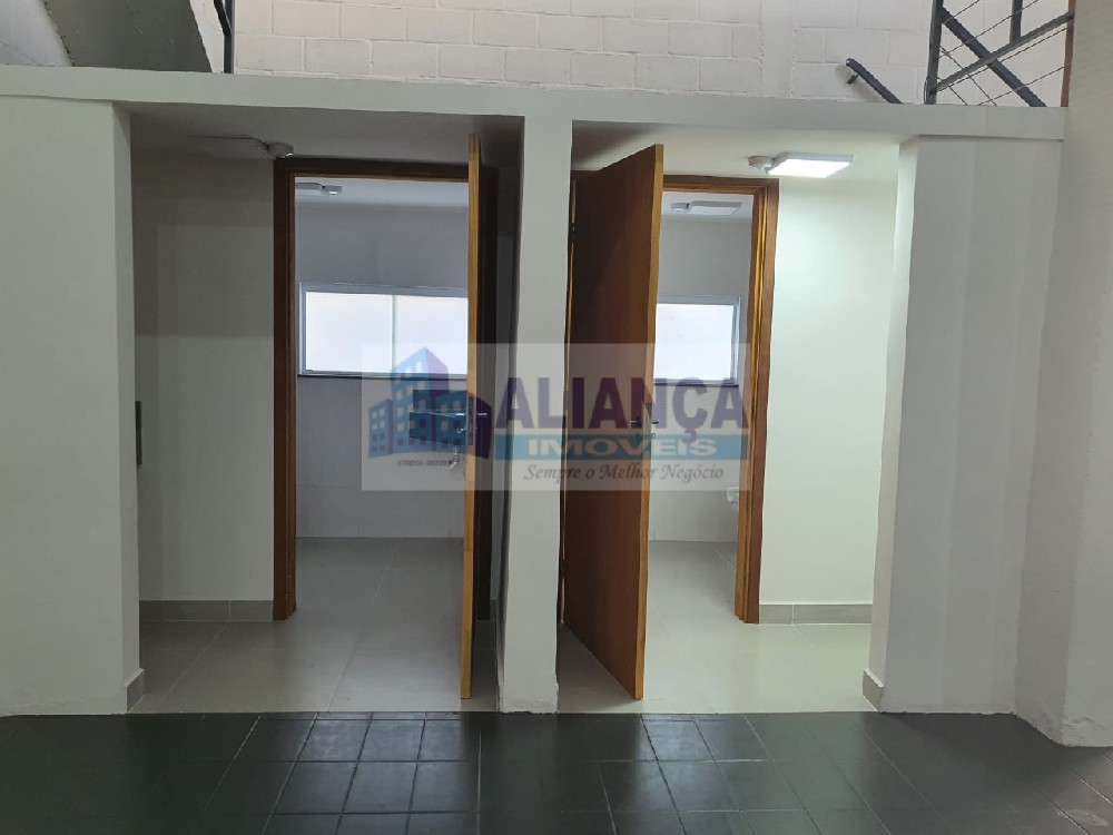 IMÓVEL COMERCIAL NO CENTRO