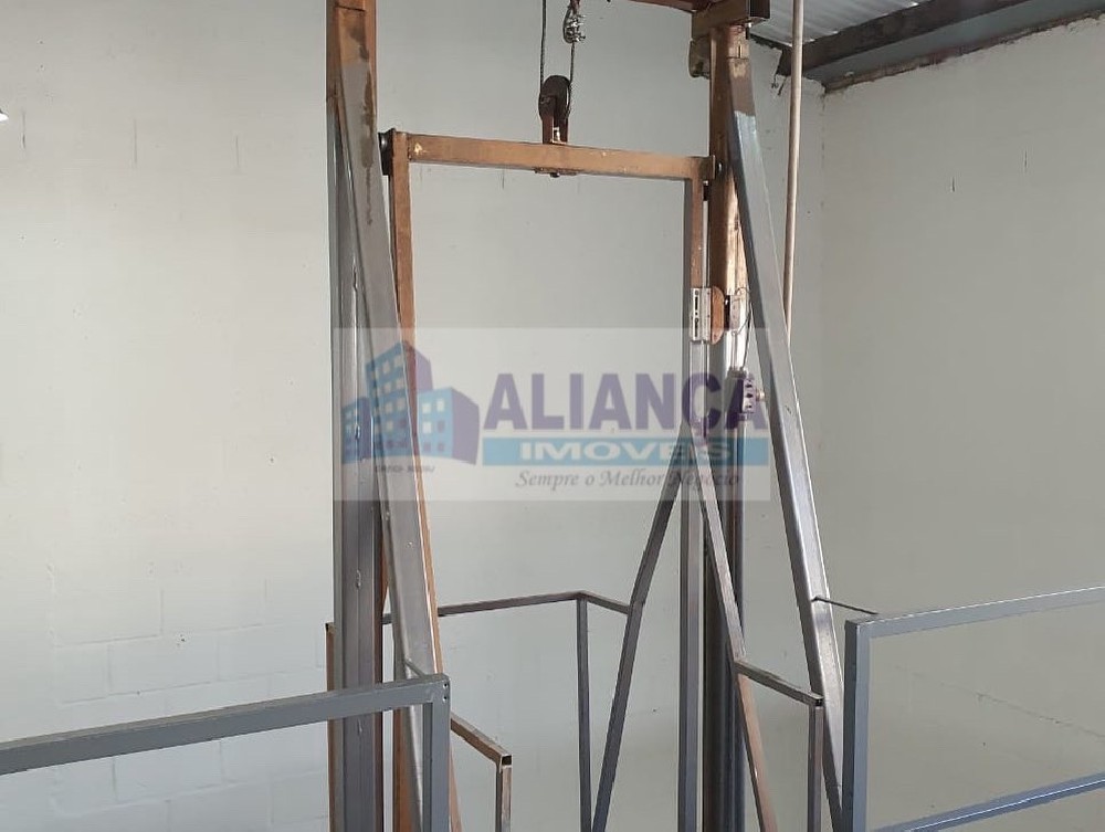 IMÓVEL COMERCIAL NO CENTRO