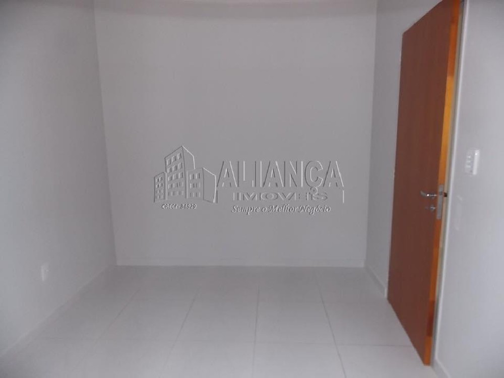 CASA PARA ALUGAR EM CONDOMÍNIO 