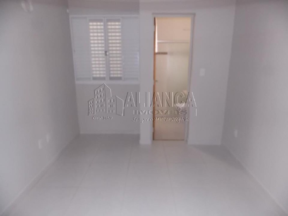 CASA PARA ALUGAR EM CONDOMÍNIO 