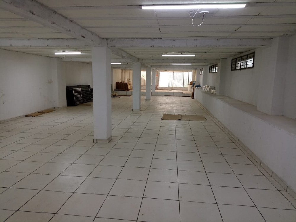 SALA PARA ALUGAR NO CENTRO 