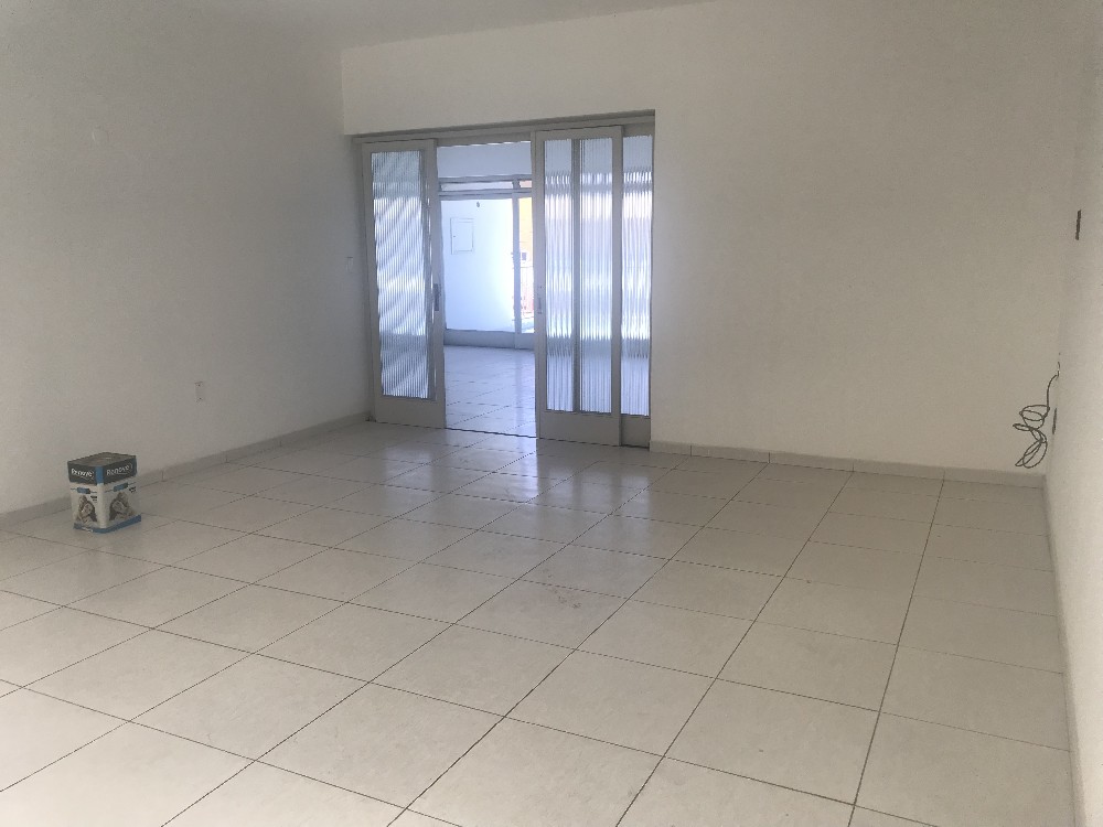 IMÓVEL COMERCIAL 