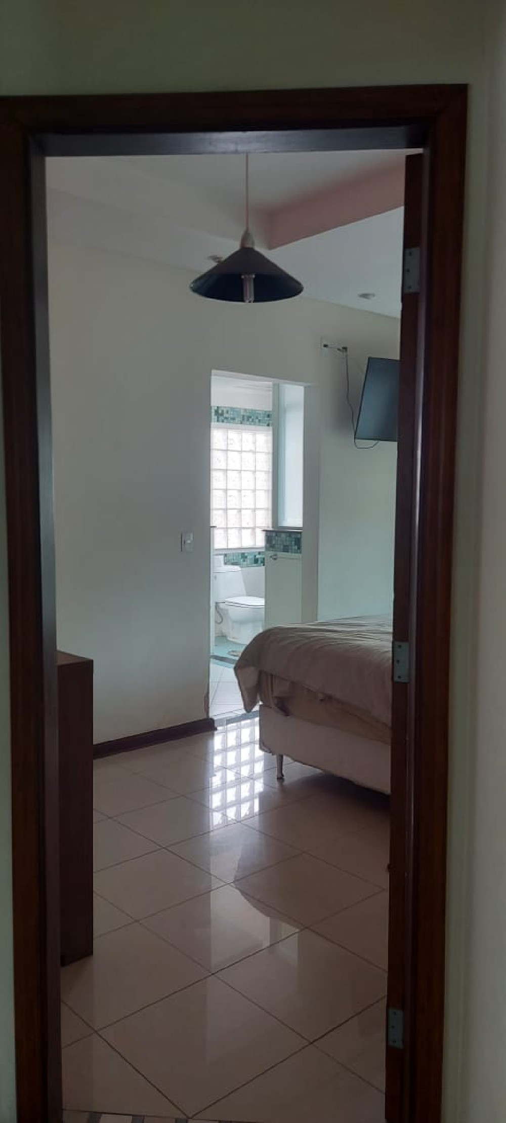 PRÉDIO A VENDA EM SERRA NEGRA