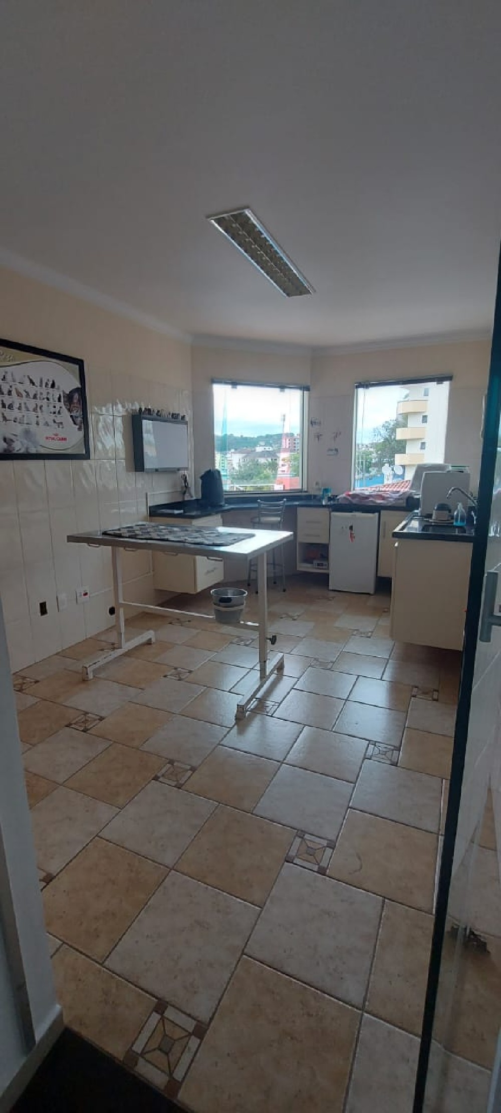 PRÉDIO A VENDA EM SERRA NEGRA