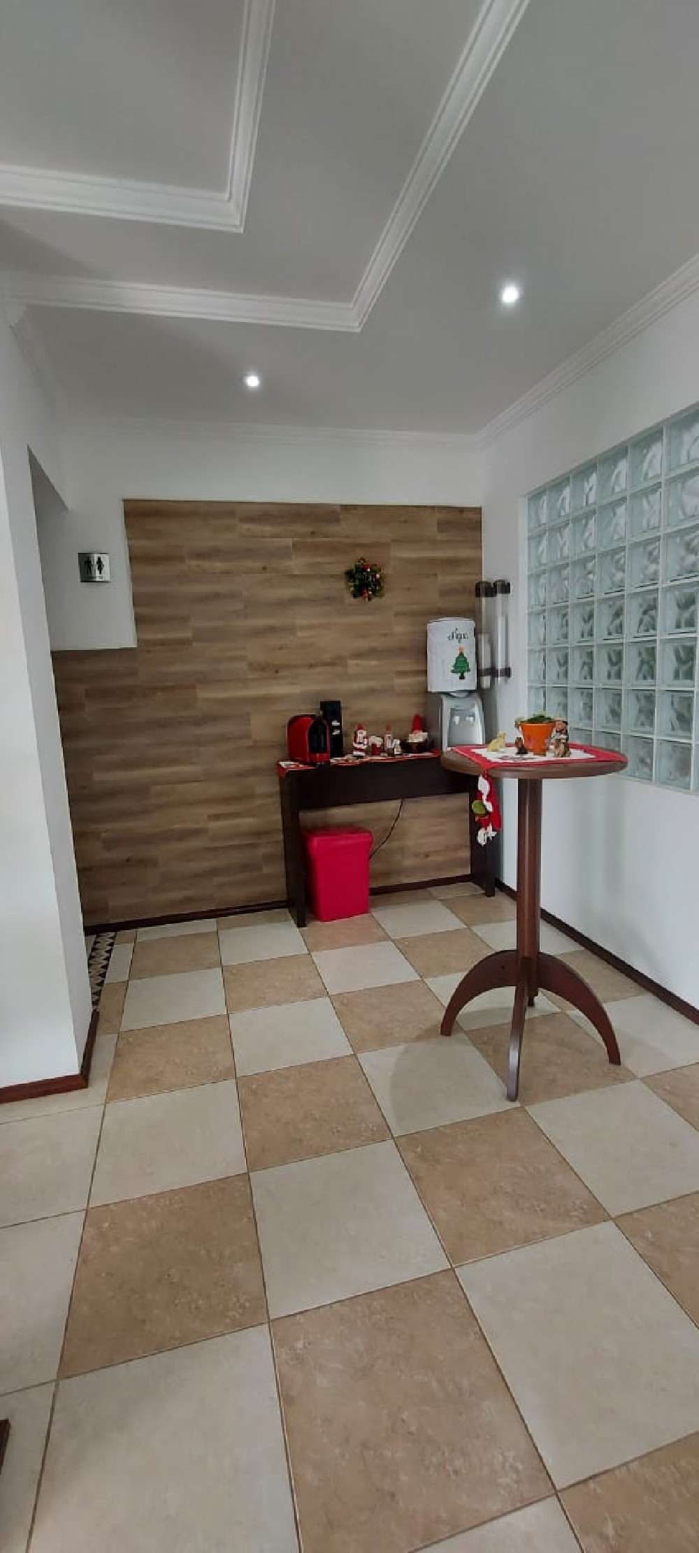 PRÉDIO A VENDA EM SERRA NEGRA