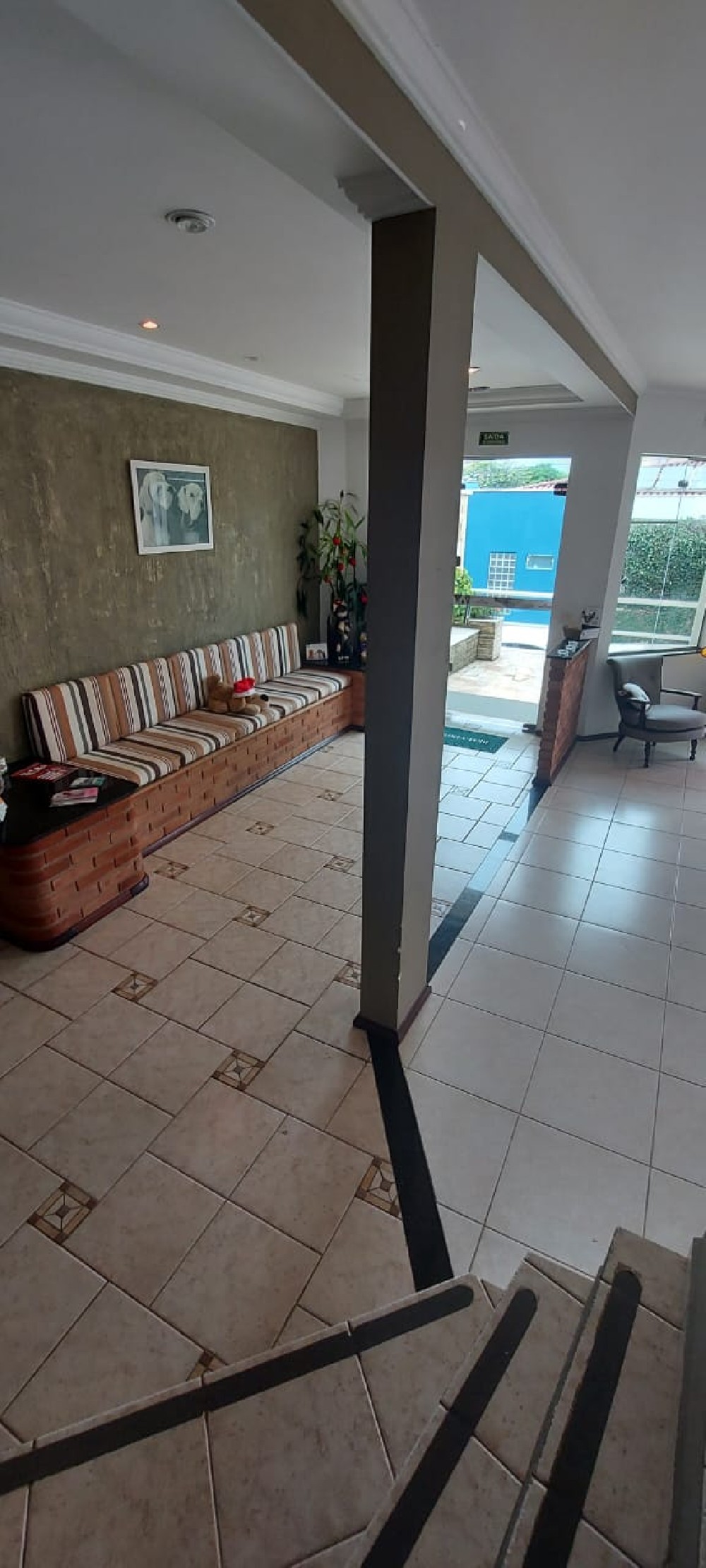 PRÉDIO A VENDA EM SERRA NEGRA