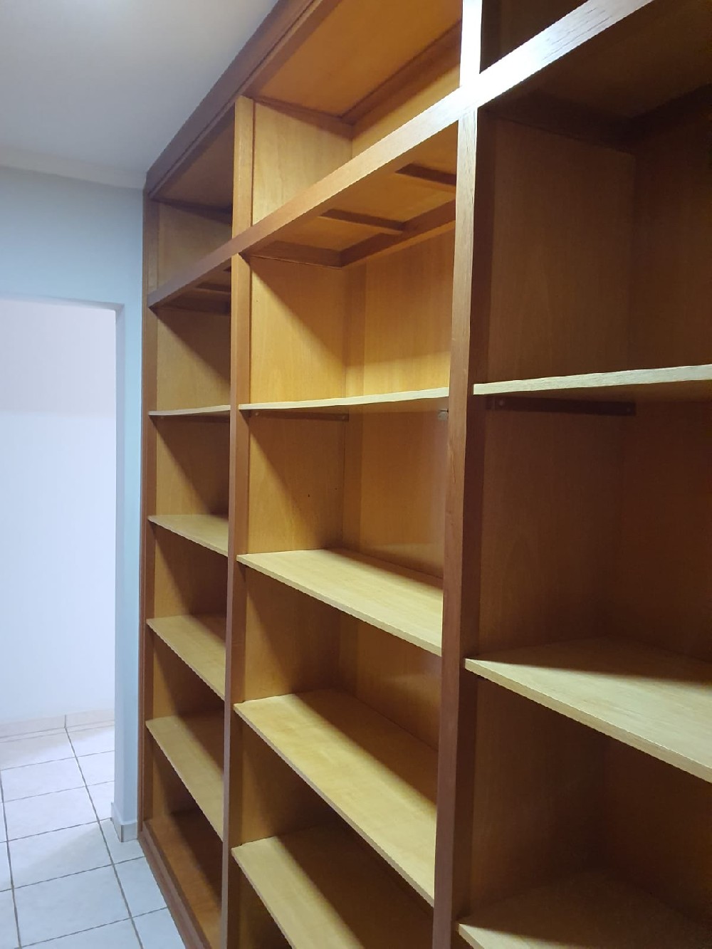 APARTAMENTO PARA ALUGAR 