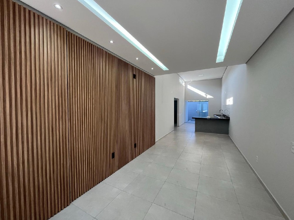 CASA MODERNA PARA VENDA