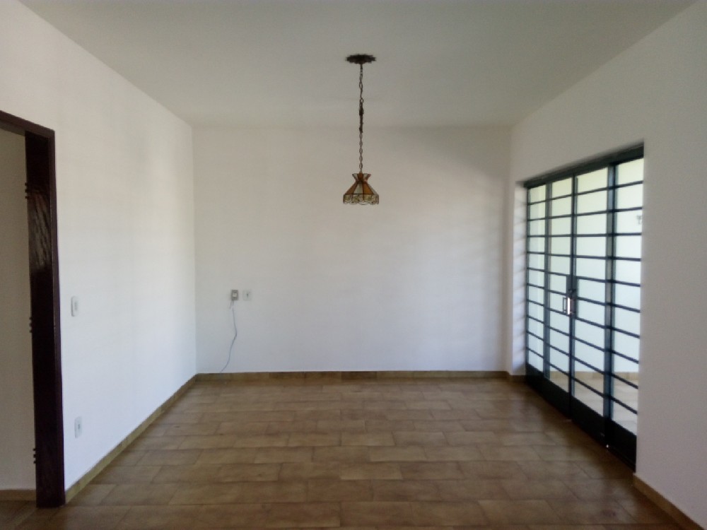 CASA PARA ALUGAR NO JARDIM ITÁLIA 