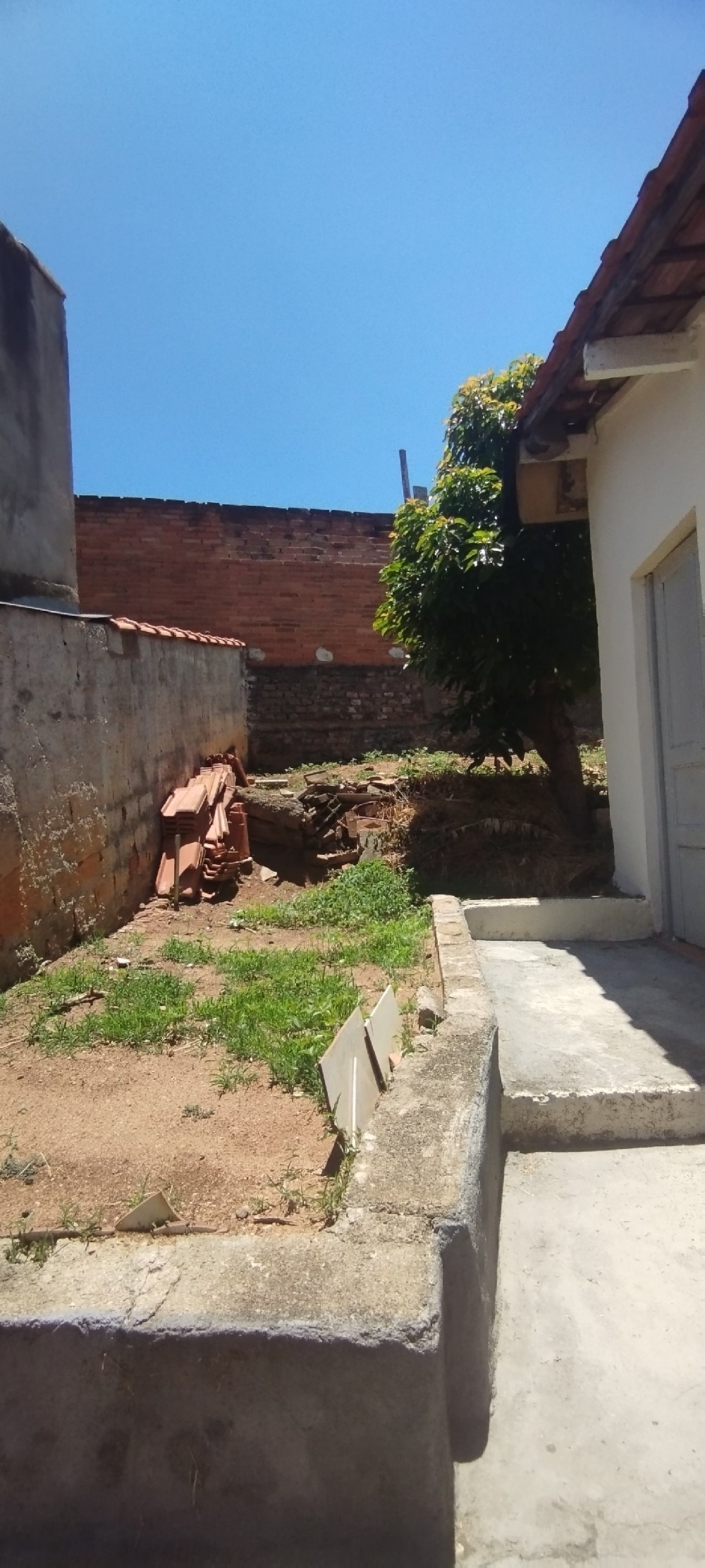 CASA PARA VENDA PROXIMO AO CENTRO