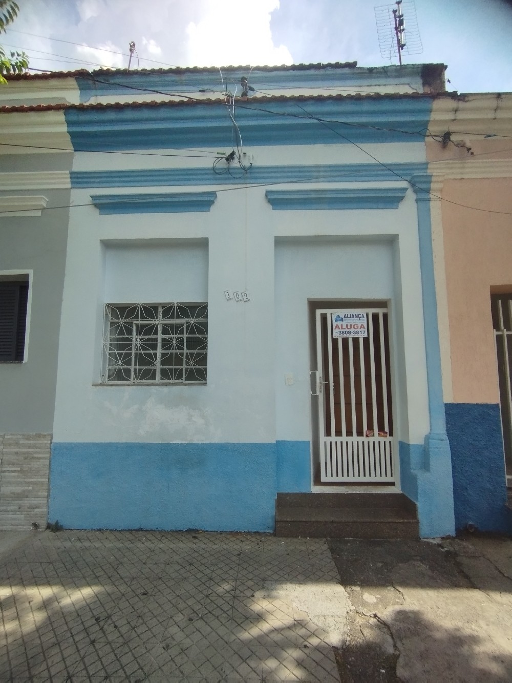 CASA PARA ALUGAR NO CENTRO