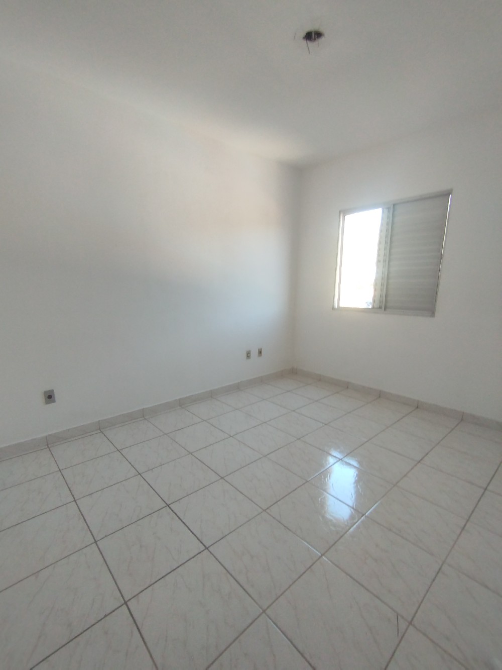 APARTAMENTO PARA LOCAÇÃO