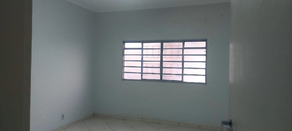 CASA PARA VENDA EM TRÊS PONTES