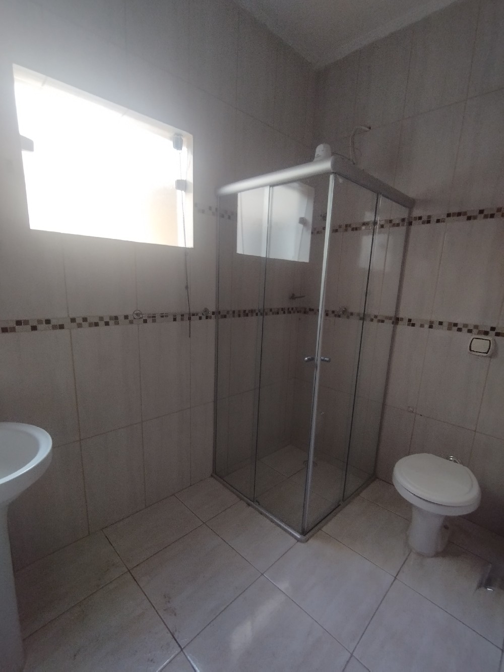 CASA PARA LOCAÇÃO - COMERCIAL/RESIDENCIAL
