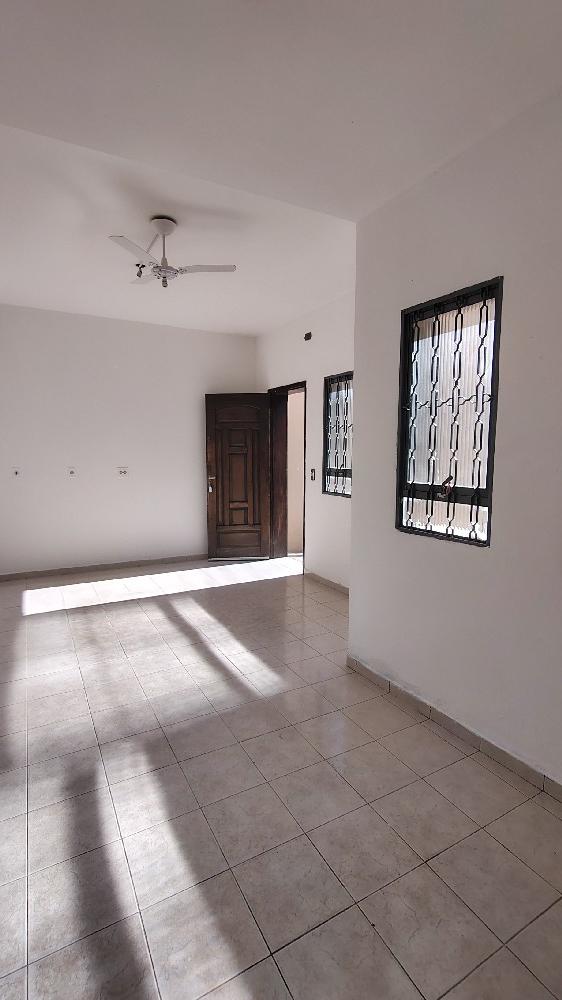 CASA PARA LOCAÇÃO 